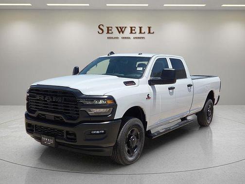 Bright White Clearcoat 2026 RAM 2500 Tradesman Crew Cab 4x4 8' Box