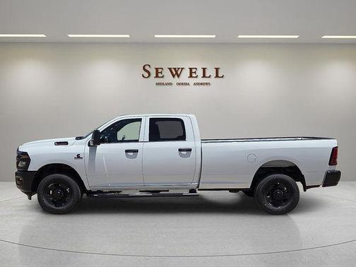 Bright White Clearcoat 2026 RAM 2500 Tradesman Crew Cab 4x4 8' Box