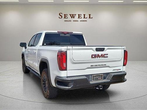 Summit White 2023 GMC Sierra 1500 AT4X