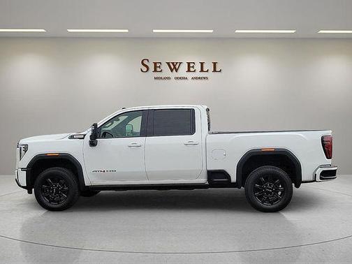 Summit White 2024 GMC Sierra 2500 AT4