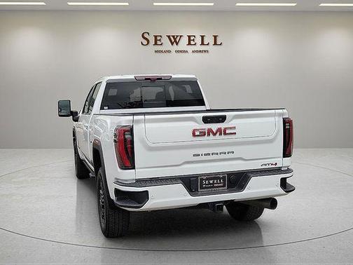Summit White 2024 GMC Sierra 2500 AT4