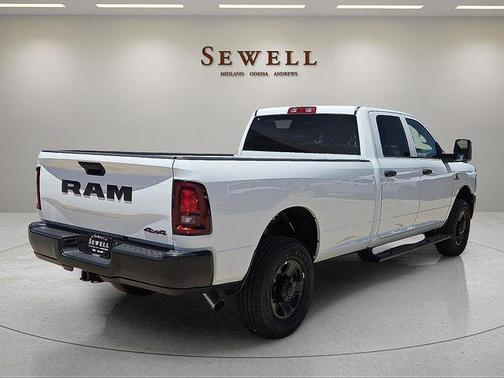 Bright White Clearcoat 2026 RAM 2500 Tradesman Crew Cab 4x4 8' Box