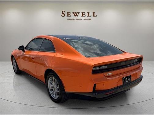 Header Orange Clearcoat 2025 Dodge Charger Daytona R/T