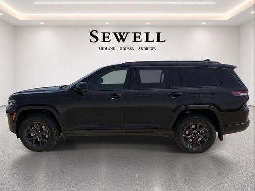 High Gloss Black 2027 Jeep Grand Cherokee L Laredo