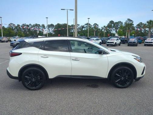 2023 Nissan Murano SV
