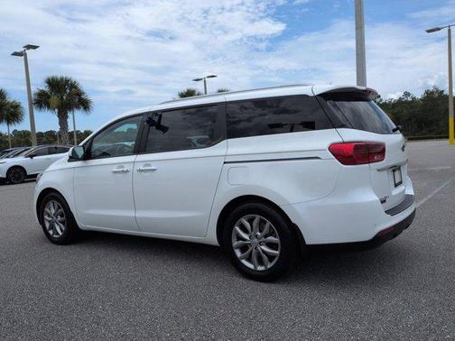 Snow White Pearl 2021 Kia Sedona EX
