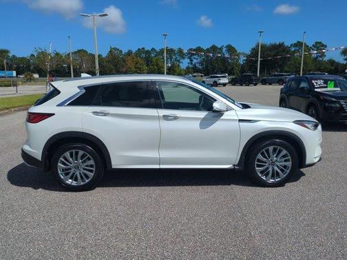 2025 INFINITI QX50 Luxe