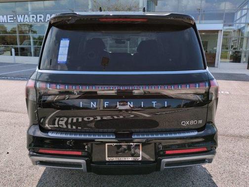 2025 INFINITI QX80 SENSORY