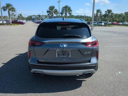 2022 INFINITI QX50 ESSENTIAL