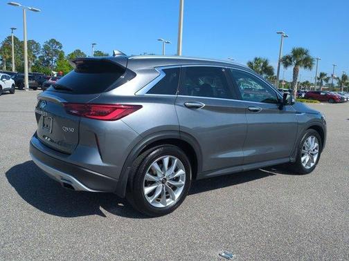 2022 INFINITI QX50 ESSENTIAL