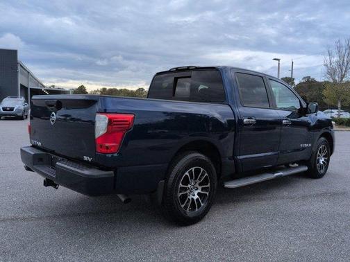 2021 Nissan Titan SV