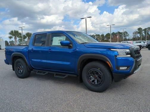2025 Nissan Frontier PRO-X