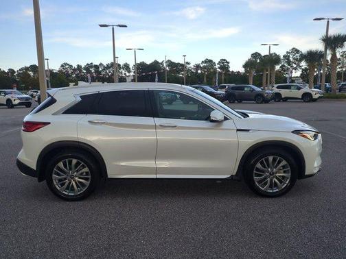 2025 INFINITI QX50 Luxe