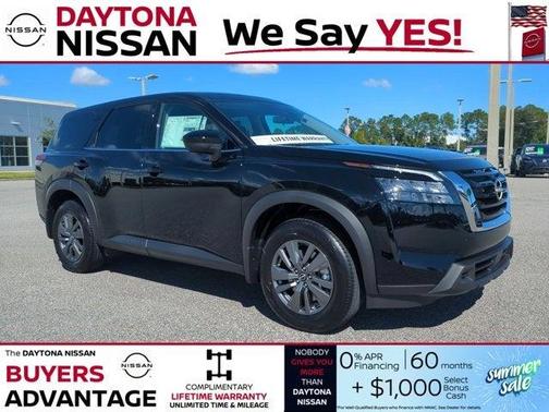 2025 Nissan Pathfinder S