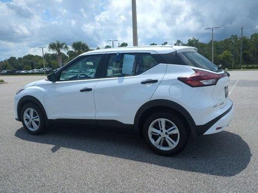 2023 Nissan Kicks S