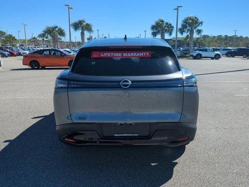 2025 Nissan Murano SV