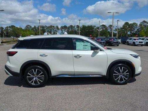 2025 INFINITI QX60 SENSORY