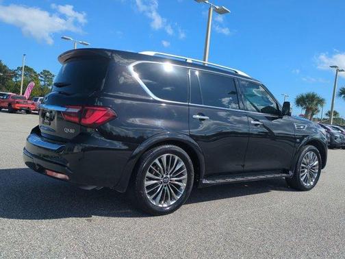 2019 INFINITI QX80 Luxe