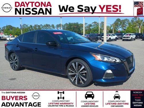 2022 Nissan Altima 2.5 SR