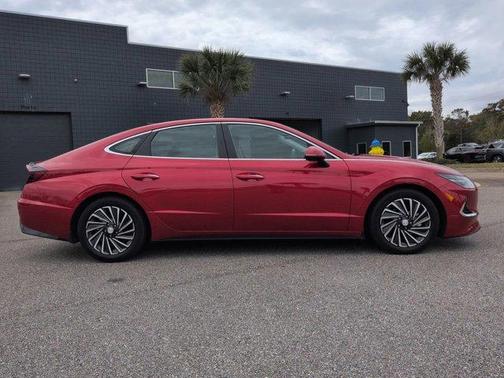 2020 Hyundai SONATA Hybrid Limited