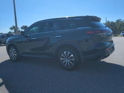 2025 INFINITI QX60 Pure