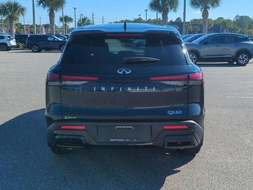 2025 INFINITI QX60 Pure