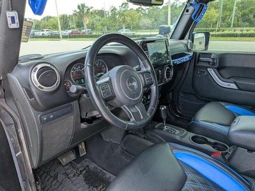 Crystal Metallic 2017 Jeep Wrangler Unlimited Rubicon
