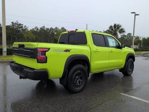 Citrus 2026 Nissan Frontier PRO-4X