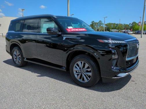 2025 INFINITI QX80 PURE