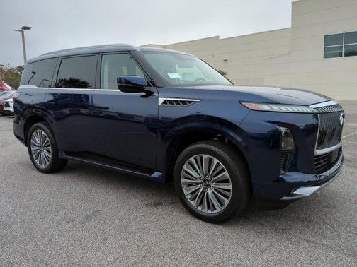 2025 INFINITI QX80 Luxe