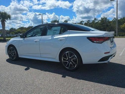2025 Nissan Sentra SR