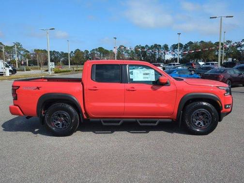 2025 Nissan Frontier PRO-X