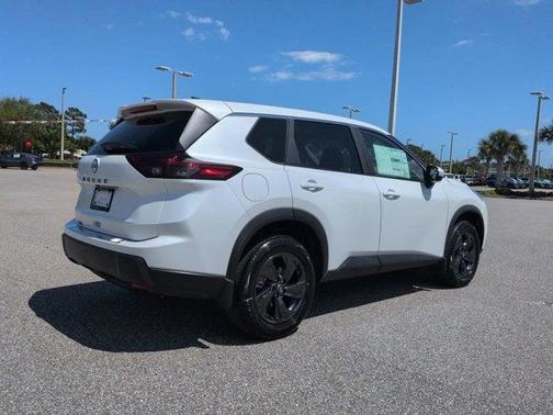 Everest White P 2026 Nissan Rogue SV