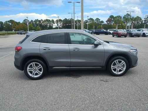 2021 Mercedes-Benz GLA 250 Base 4MATIC