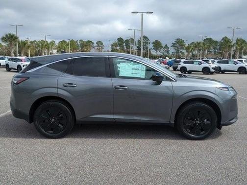 2025 Nissan Murano SV