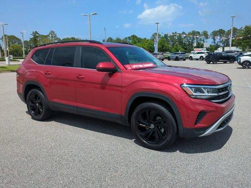 2022 Volkswagen Atlas 3.6L SE w/Technology