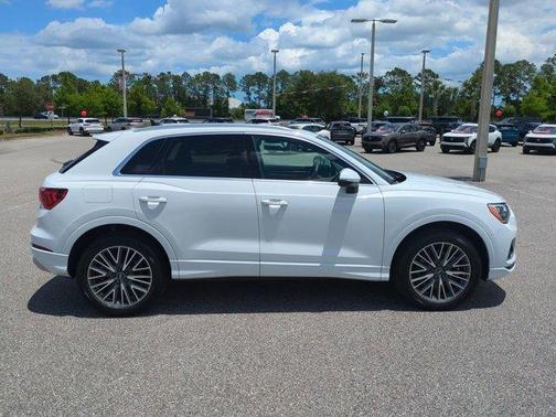 2021 Audi Q3 40 Premium