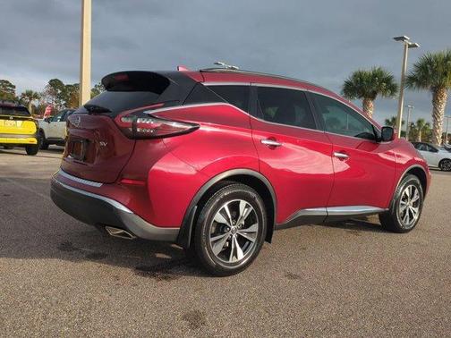 2022 Nissan Murano SV