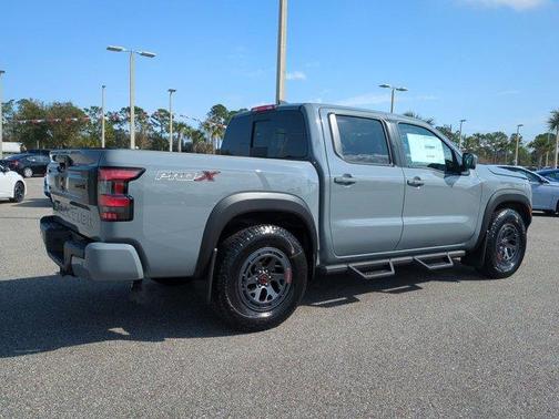 2025 Nissan Frontier PRO-X