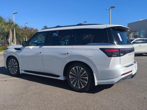 2025 INFINITI QX80 SENSORY