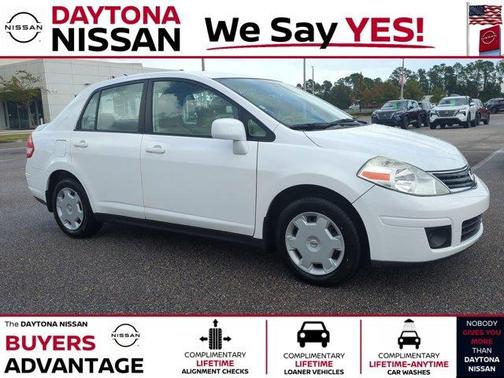 2010 Nissan Versa 1.8 S