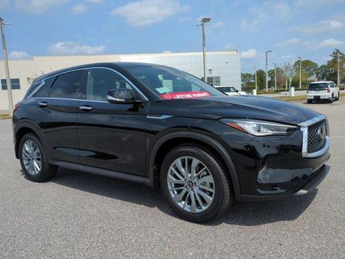 2025 INFINITI QX50 Pure