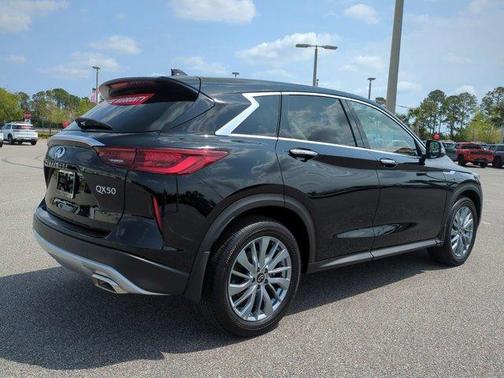 2025 INFINITI QX50 Pure