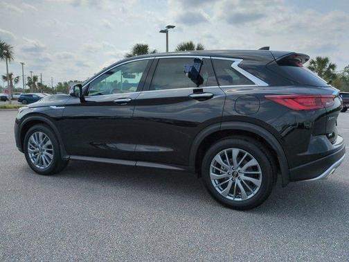 2025 INFINITI QX50 Pure