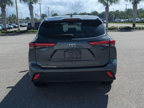 2021 Toyota Highlander L