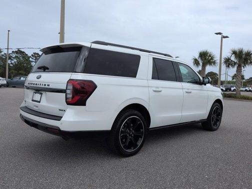 Star White 2023 Ford Expedition Max Limited