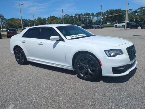 2021 Chrysler 300 S