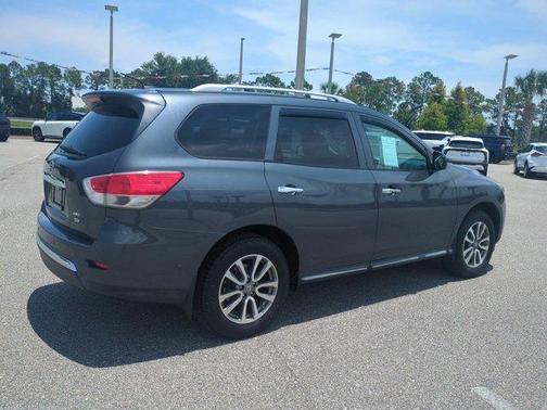 2013 Nissan Pathfinder SV