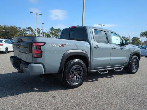 2025 Nissan Frontier PRO-X