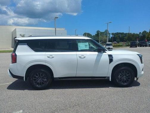 2025 Nissan Armada SV